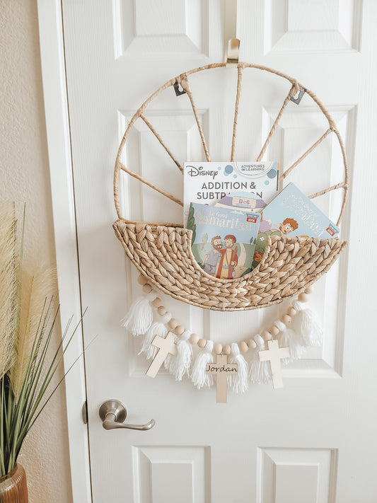 4 Ways to Be a Fantastic Godmother
